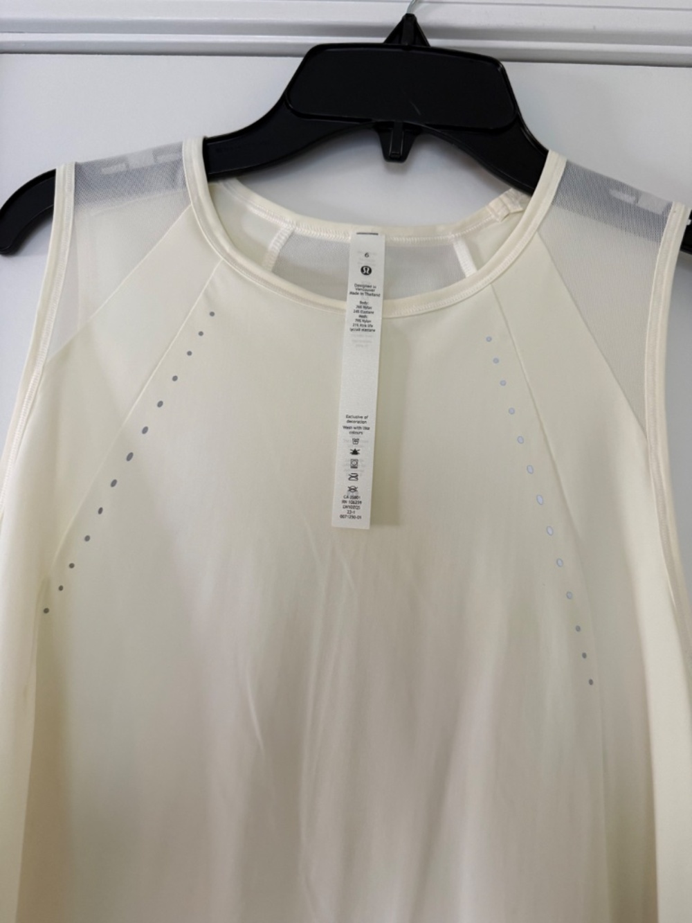 Lululemon Sculpt Tank NWT - Size 6 - Picture 3 of 4